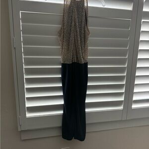 Elegant Ivory and Navy Sleeveless Dress